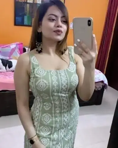 Call Girl in Vartak Nagar